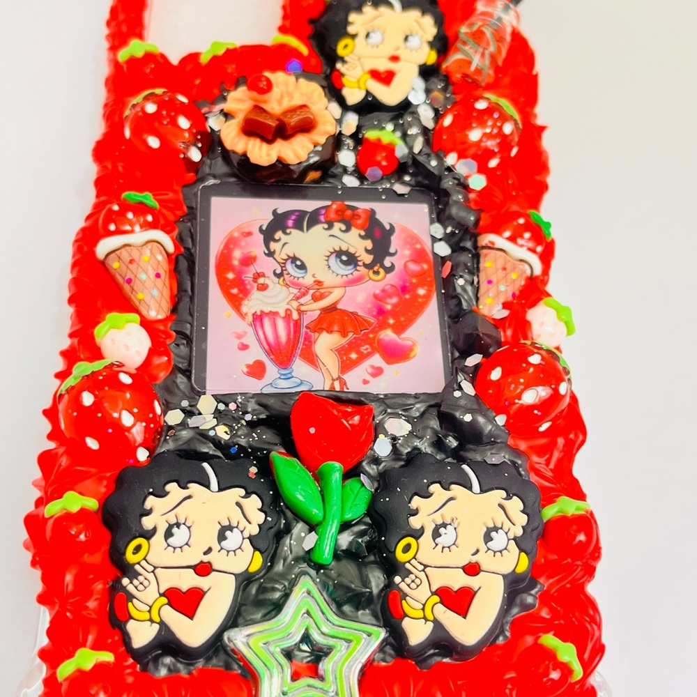 Handmade Red Decorative Betty Boop Phone Case - Fashionable Protective Cover - Picture 5 of 7